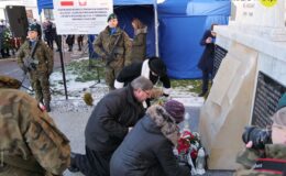 Dzień Pamięci Ofiar obu totalitaryzmów na Warmii i Mazurach