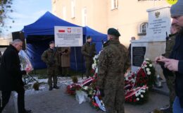 Dzień Pamięci Ofiar obu totalitaryzmów na Warmii i Mazurach