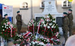 Dzień Pamięci Ofiar obu totalitaryzmów na Warmii i Mazurach