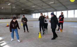 „Czwórka” zwyciężyła w II Wieloboju łyżwiarskim