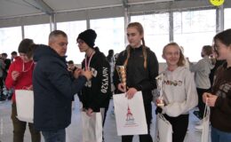 „Czwórka” zwyciężyła w II Wieloboju łyżwiarskim