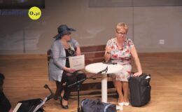 Pełna widownia obejrzała spektakl kabaretowy „Baby górą”