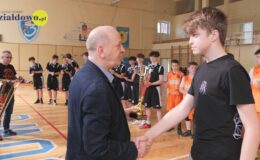Z Dwójki wygrali chłopcy, z Trójki wygrały dziewczęta. Mistrzostwa Działdowa w koszykówce podstawówek