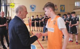 Z Dwójki wygrali chłopcy, z Trójki wygrały dziewczęta. Mistrzostwa Działdowa w koszykówce podstawówek