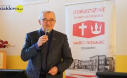 Redaktor Piotr Szubarczyk przypomina historię symbolu Polski Walczącej