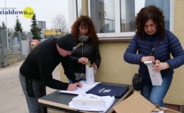 Akcja PGKiM. Sprzątanie lasu, zbiórka opon i zakrętek