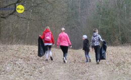 Akcja PGKiM. Sprzątanie lasu, zbiórka opon i zakrętek