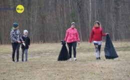 Akcja PGKiM. Sprzątanie lasu, zbiórka opon i zakrętek