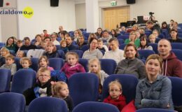 Heheszki na scenie – „Opowieść o Dziewczynce-Wiewiórce”