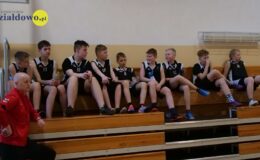 Trójka Mistrzem Działdowa w mini koszykówce chłopców