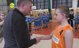 Trójka Mistrzem Działdowa w mini koszykówce chłopców