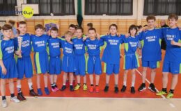 Trójka Mistrzem Działdowa w mini koszykówce chłopców