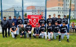 na boisku do baseballa w Działdowie drużyna Yankees Działdowo