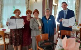 od lewej, podczas gali stoją: Teresa Dwórznik-Romańska, Renata Buczyńska, Bogumiła Stachowiak, Ewa Sotomska, Bogusław Łukwiński