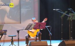 „Gramy dla Kochanej Mamy” – koncert uczniów szkoły muzycznej