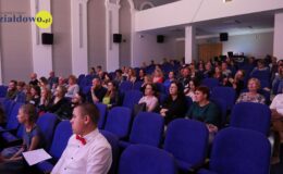 „Gramy dla Kochanej Mamy” – koncert uczniów szkoły muzycznej