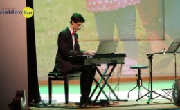 „Gramy dla Kochanej Mamy” – koncert uczniów szkoły muzycznej