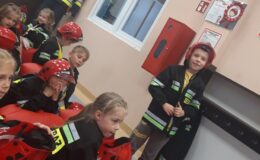 Przedszkolaki z Przedszkola nr 3 w Straży Pożarnej