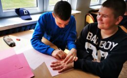 „Warsztaty językowo-integracyjne” dla młodzieży ukraińskiej i polskiej w SP 4