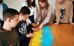 „Warsztaty językowo-integracyjne” dla młodzieży ukraińskiej i polskiej w SP 4