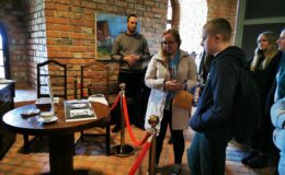 „Warsztaty językowo-integracyjne” dla młodzieży ukraińskiej i polskiej w SP 4