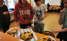 „Warsztaty językowo-integracyjne” dla młodzieży ukraińskiej i polskiej w SP 4