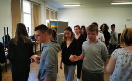 „Warsztaty językowo-integracyjne” dla młodzieży ukraińskiej i polskiej w SP 4