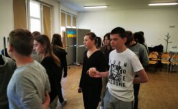 „Warsztaty językowo-integracyjne” dla młodzieży ukraińskiej i polskiej w SP 4