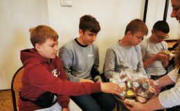 „Warsztaty językowo-integracyjne” dla młodzieży ukraińskiej i polskiej w SP 4