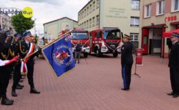 Uroczysty apel z okazji Dnia Strażaka – odznaczenia, przekazanie samochodów bojowych i łodzi