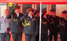 Uroczysty apel z okazji Dnia Strażaka – odznaczenia, przekazanie samochodów bojowych i łodzi