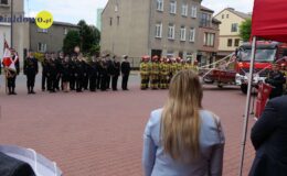 Uroczysty apel z okazji Dnia Strażaka – odznaczenia, przekazanie samochodów bojowych i łodzi