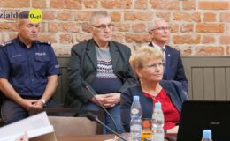 Burmistrz Grzegorz Mrowiński otrzymał absolutorium