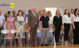 Zakończenie roku szkolnego ósmoklasistów z SP 4
