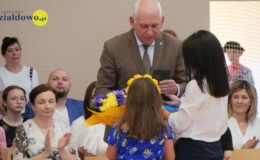 Zakończenie roku szkolnego ósmoklasistów z SP 4
