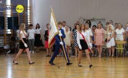 Zakończenie roku szkolnego ósmoklasistów z SP 4