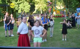 Piosenki, tańce i dobra zabawa na zakończenie roku kulturalnego