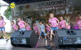 Piosenki, tańce i dobra zabawa na zakończenie roku kulturalnego