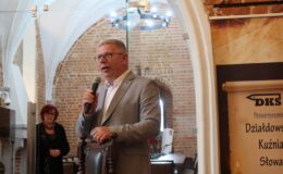 „Aktorka niepokorna” – Irena Telesz –Burczyk i „Poeta miejsc” – prof. Zbigniew Chojnowski
