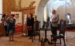 „Aktorka niepokorna” – Irena Telesz –Burczyk i „Poeta miejsc” – prof. Zbigniew Chojnowski