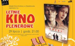 plakat informujący o letnim kinie plenerowym