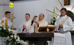 Zieloni z modlitwą i pieśnią na ustach wyruszyli w drogę na Jasną Górą