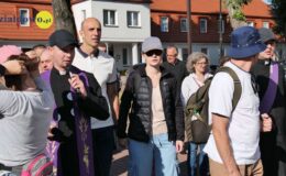 Zieloni z modlitwą i pieśnią na ustach wyruszyli w drogę na Jasną Górą