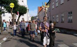 Zieloni z modlitwą i pieśnią na ustach wyruszyli w drogę na Jasną Górą