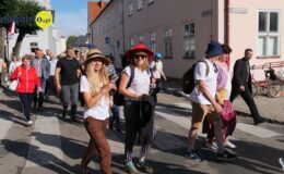 Zieloni z modlitwą i pieśnią na ustach wyruszyli w drogę na Jasną Górą