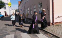 Zieloni z modlitwą i pieśnią na ustach wyruszyli w drogę na Jasną Górą