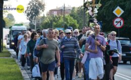 Zieloni z modlitwą i pieśnią na ustach wyruszyli w drogę na Jasną Górą