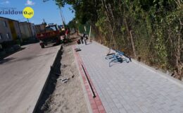 Ulica Mrongowiusza – kolejne metry chodnika