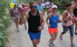 Biegnij, truchtaj, maszeruj – piąte urodziny parkrun Działdowo