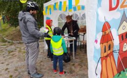 Pamiątkowe zdjęcia z Działdowa na Pikniku Love Rower w Olsztynie